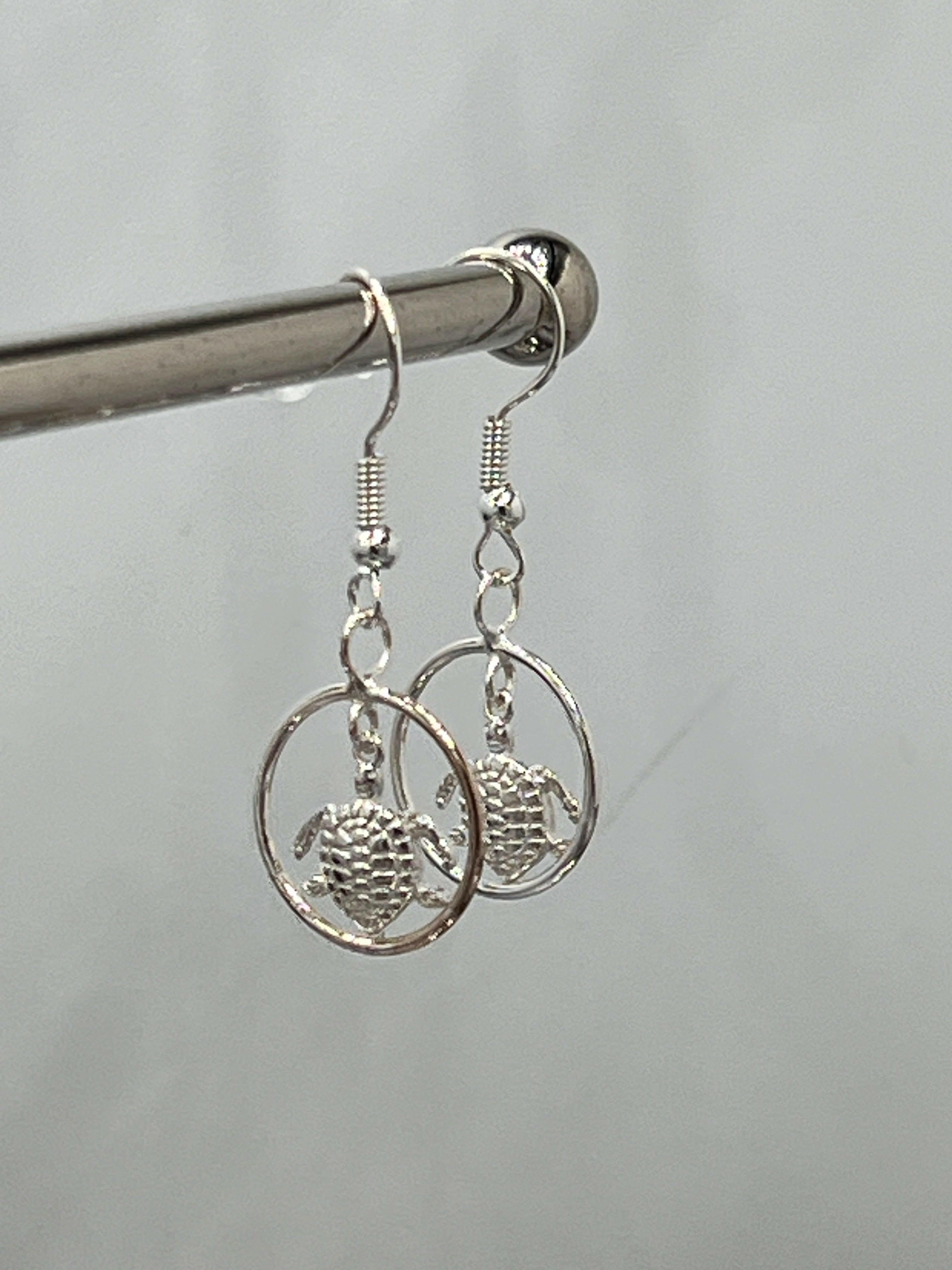 Bec Sue Jewelry Shop Jewelry sterling silver / all sterling silver turtle and wire Sterling Silver Sea Turtle Earrings, Turtle Earrings Tags 723