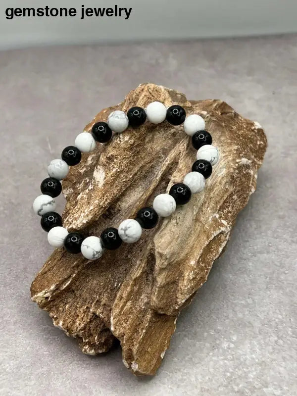 Onyx 8mm & Howlite 8mm Stretch Bracelet White Howlite Bead Onyx Bracelet - Bec Sue Jewelry Shop