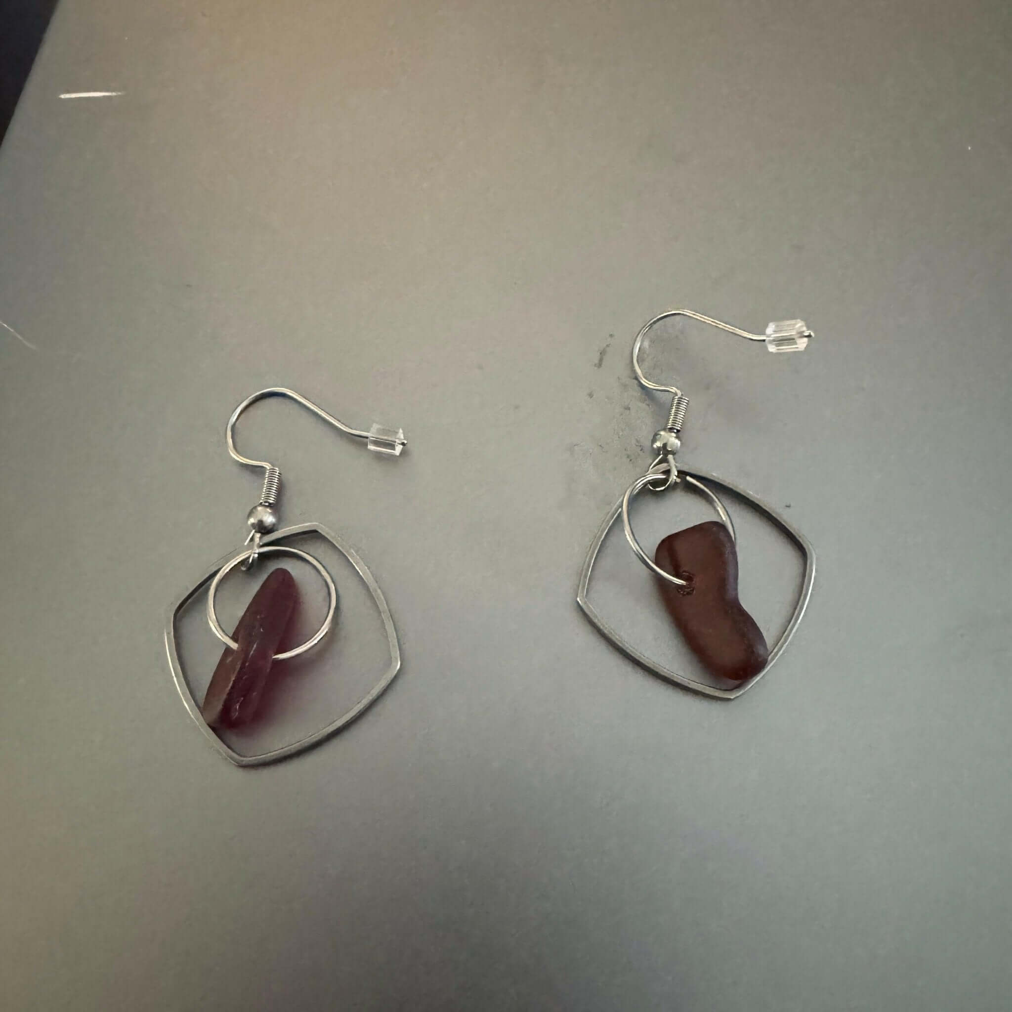 red glass earrings, Dangling red earrings - Bec Sue Jewelry Shop