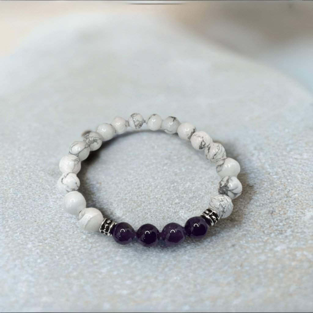 White Howlite Beaded Bracelet, Amethyst and White Bracelet for Spiritual Balance - Bec Sue Jewelry Shop